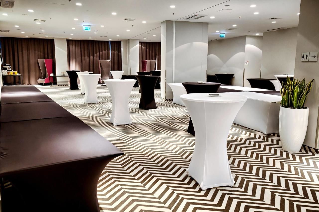 Отель Ibis Styles Wroclaw Centrum Вроцлав-30