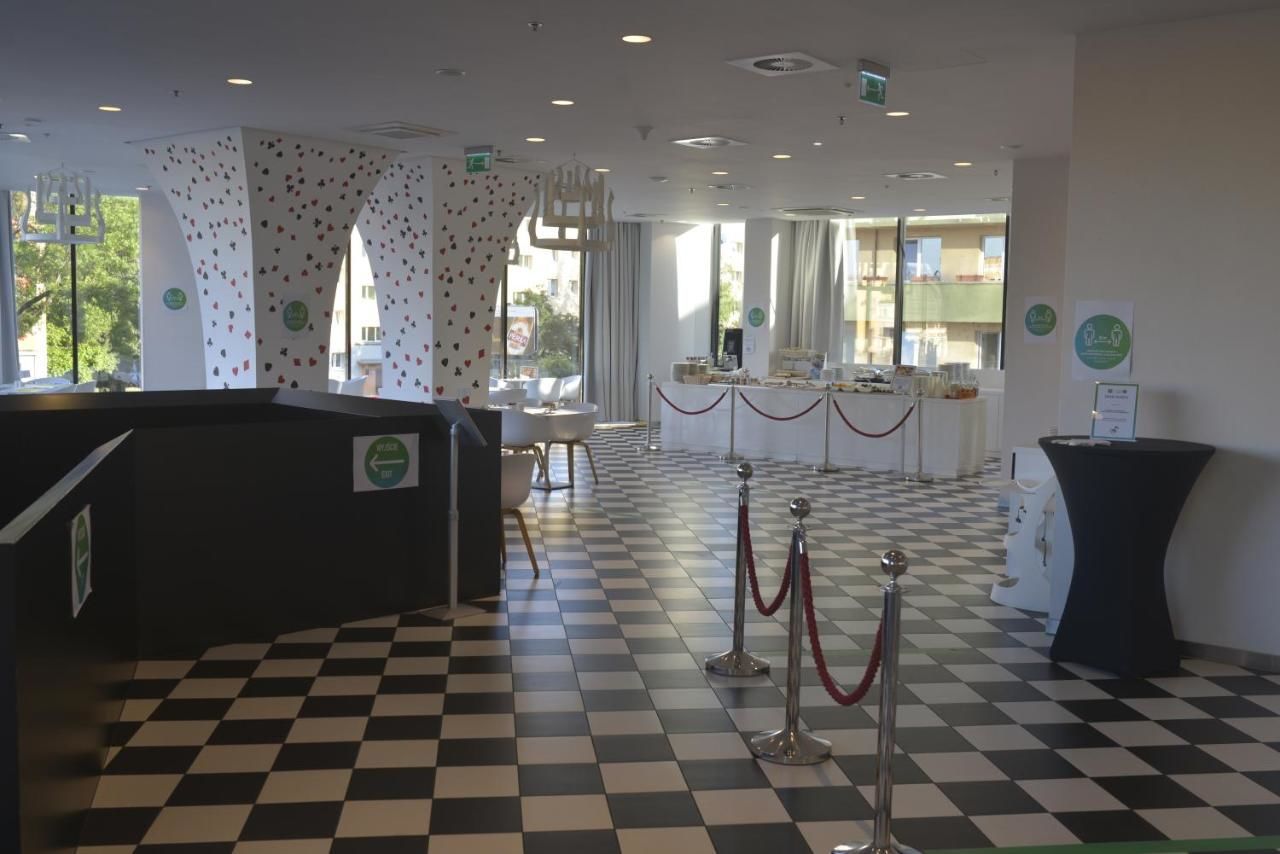 Отель Ibis Styles Wroclaw Centrum Вроцлав-12